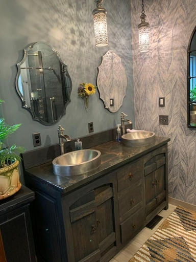 Bathroom 2, Riverhouse Hidden Gem, Wasco