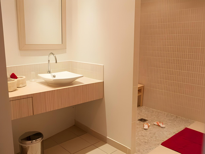 Bathroom 3, Logis Auberge de Chavannes, Jura