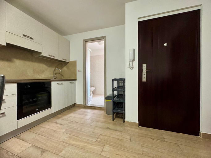 Others 4, Apartments Lina, Koper