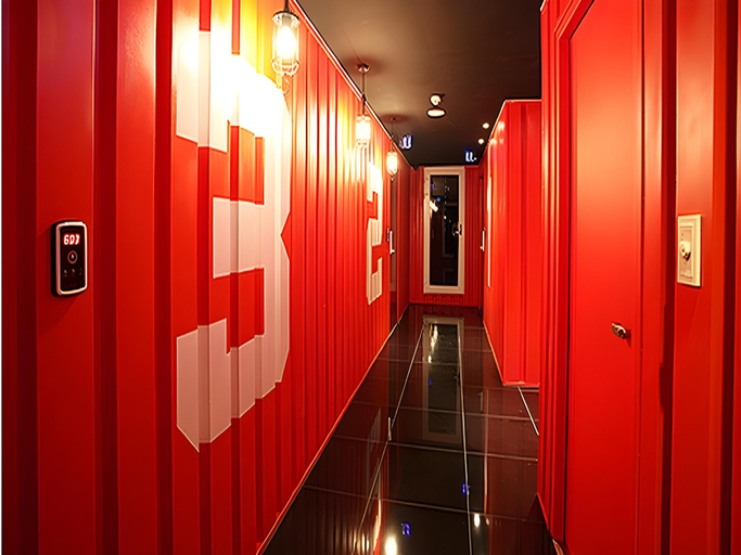 Others 5, Hotel Lush, Guri