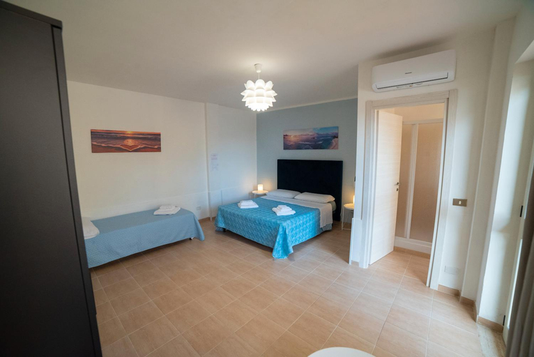 Bedroom 2, L'Eco Del Mare, Salerno