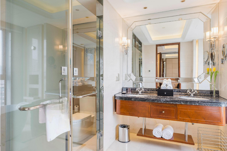 Bathroom 5, Linhai S&N International Hotel, Taizhou