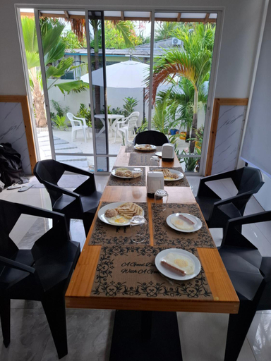 Food & Drinks 4, Futtaru Sands, Kaafu Atoll