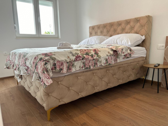Bedroom 2, Medjugorje Apartments Centre, Herzegovina-Neretva