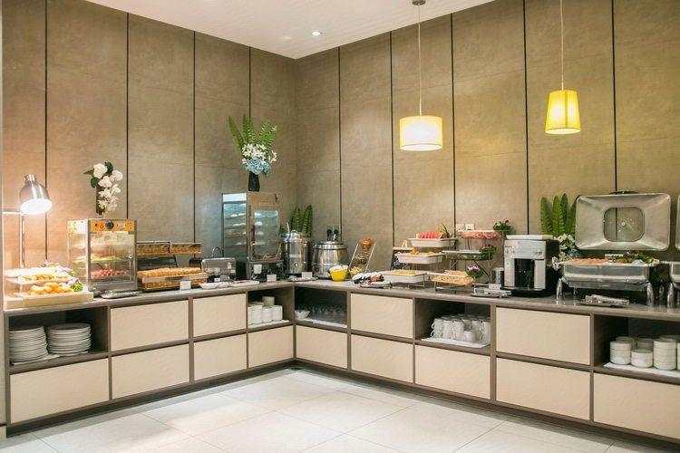 Food & Drinks 4, Home Inn Plus Dunhua Railway Station, Yanbian Korean