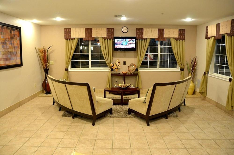 Public Area 2, Days Inn by Wyndham Mesquite Rodeo TX, Dallas