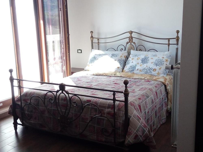 Bedroom 2, Gio Horses B&B, Foggia