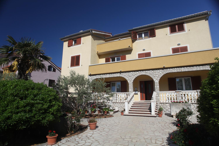 Others 4, Cres Sucic Apartments, Cres