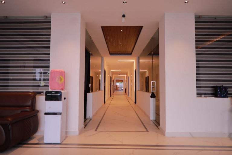 Public Area 2, Hotel Sahaya Arasi, Kanniyakumari