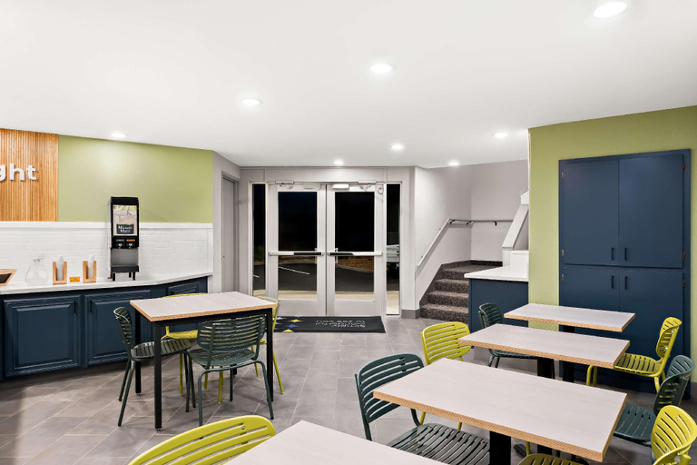 Food & Drinks 5, Spark by Hilton Williams, Colusa