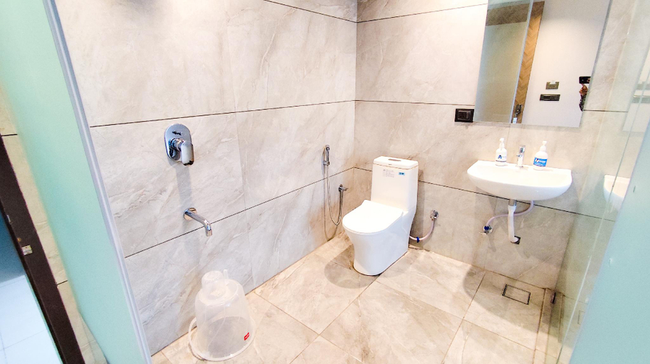 Bathroom 4, Hotel Nova Bizz, Rajkot