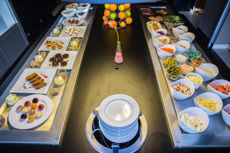 Food & Drinks 5, Hotel inn Design Laval ex Campanile, Mayenne
