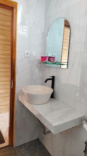 Bathroom 4, Green Pacing Lodge, Bangli