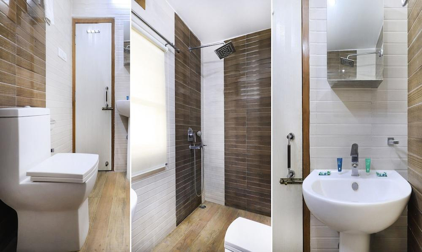 Bathroom 4, Treebo Umal Homestay Ganeshguri, Kamrup Metropolitan