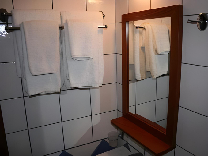 Bathroom 3, Eye Q Resort, Thessaly