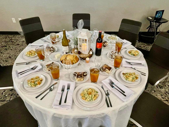 Food & Drinks 5, Avid Hotel Mt Juliet – Nashville Area by IHG, Wilson