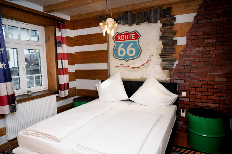 Bedroom 3, Motorworld Inn Warthausen, Biberach