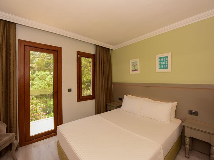 Bedroom 3, Pine Valley Hotel Oludeniz, Fethiye