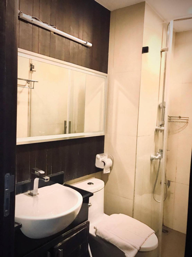Bathroom 4, Huernnana Jomsawan, Muang Phrae