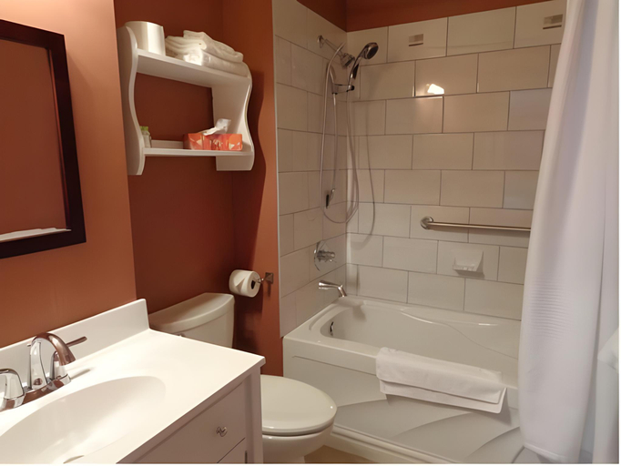 Bathroom, Seawind Landing Country Inn, Guysborough