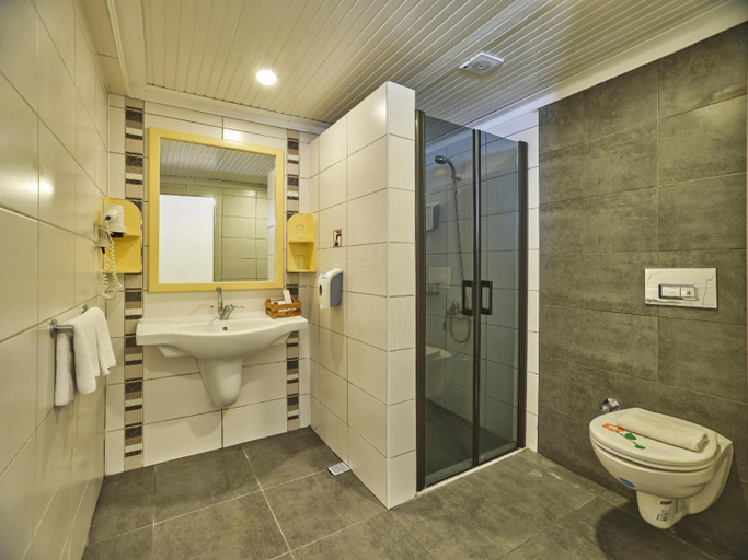 Bathroom 4, Club Resort Atlantis, Seferihisar