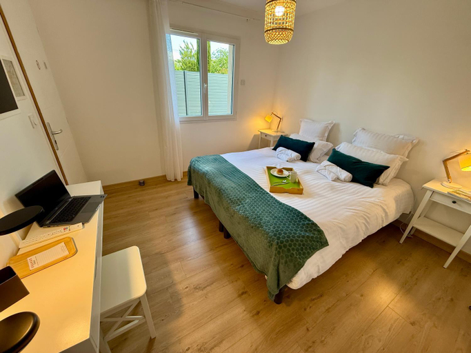 Bedroom 2, Chambres d'hotes Grange Debout, Ain