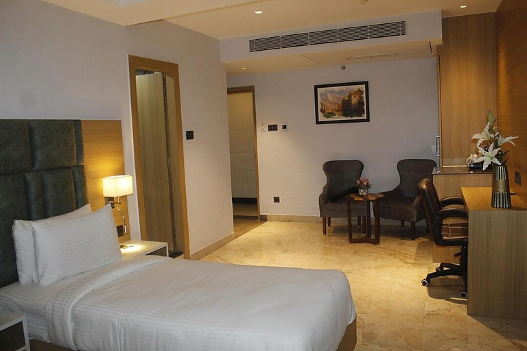 Bedroom, LUXUS INN DHANBAD , Dhanbad