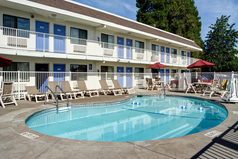 Sport & Beauty 5, Motel 6 Salem, Marion