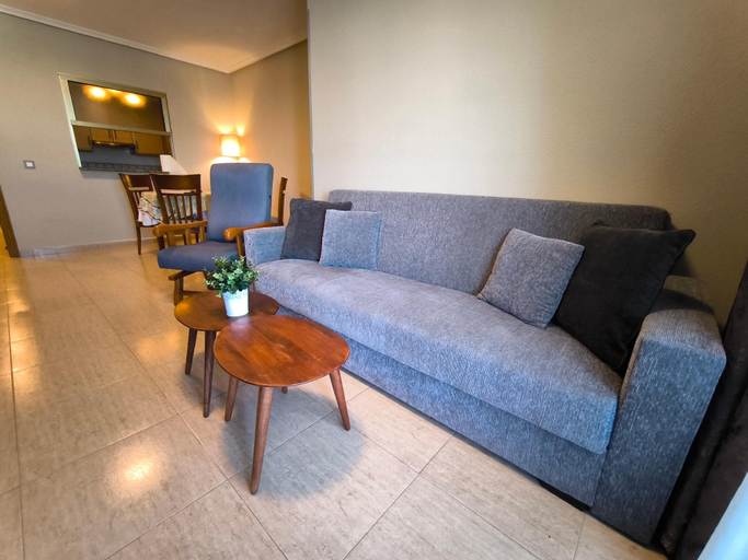 Others 5, Comfortable Apartment in Excellent Location, Alicante