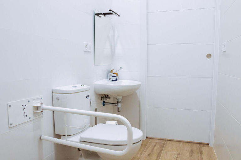 Bathroom 2, Triana Riverside, Sevilla