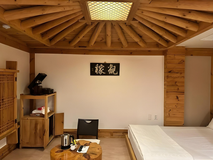 Bedroom 3, Daegu Dongseongro Arirang Hanok Stay, Buk