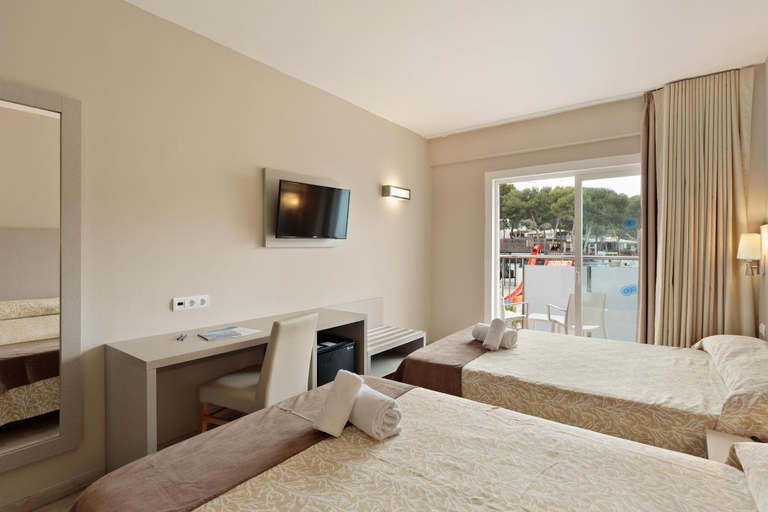 Bedroom 2, Best Cap Salou, Tarragona