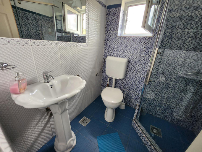 Bathroom 3, Pensiunea Delta D.M.Y., Mahmudia