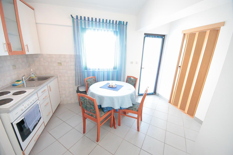 Others 4, Apartments Skelin, Vodice