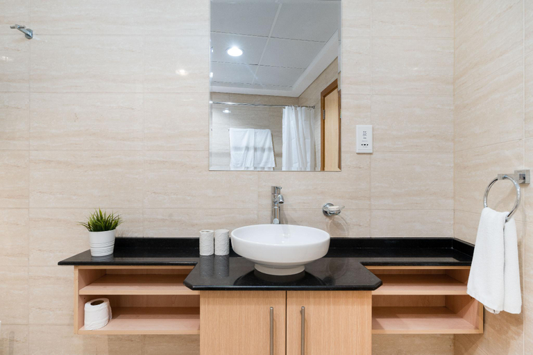 Bathroom 4, Incredible Full Sea and Dubai Eye View in Marina, Dubai