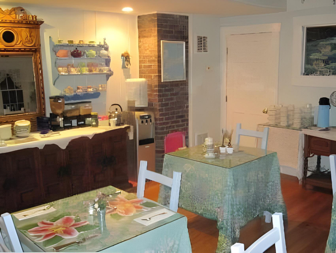 Food & Drinks 5, An English Garden Bed & Breakfast, Barnstable