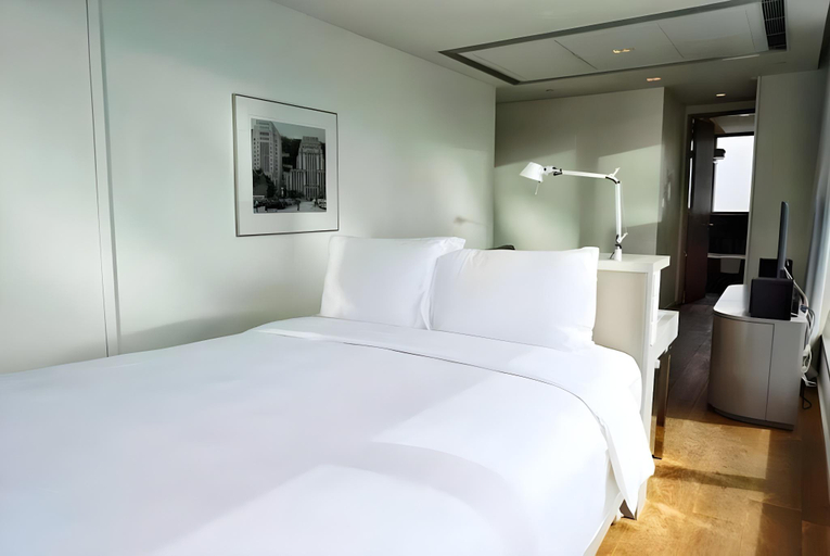 Bedroom 5, Twenty One Whitfield, Hong Kong Island