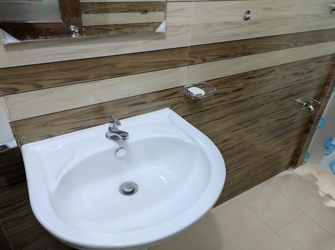 Bathroom 3, Sanka Villa, Weligama