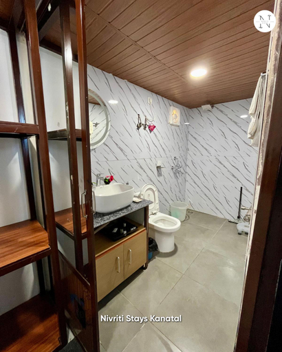 Bathroom 3, Nivriti Stays, Tehri Garhwal