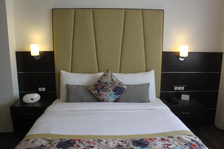 Bedroom 3, Udaan Clover Hotel & Banquets, Siliguri, Jalpaiguri