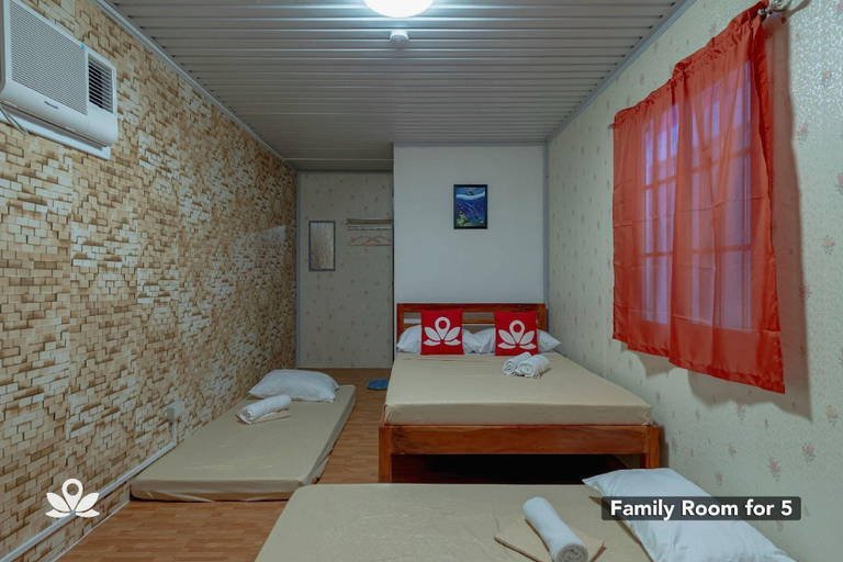 Bedroom 4, Reddoorz @ Boondocks Cabins Resort, San Fernando City