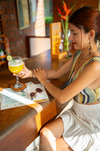 Bar, Colina de Montalva - Tarapoto, San Martín