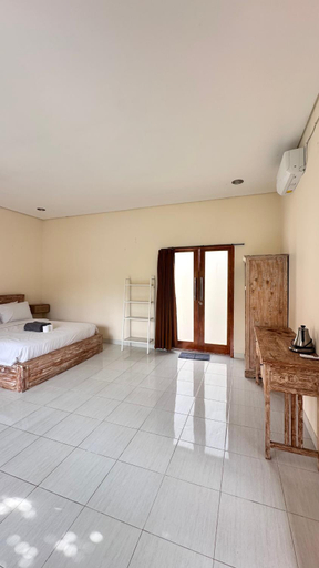 Others 2, Kubu Selonding Villa, Badung