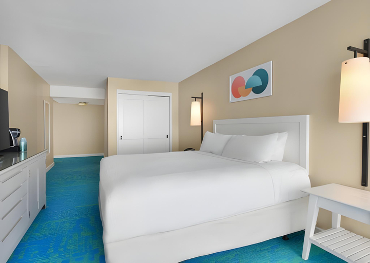 Bedroom 3, The Twin Fin Hotel, Honolulu