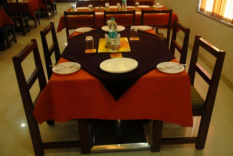 Food & Drinks 3, Sai Sangam Hotel, Ahmadnagar