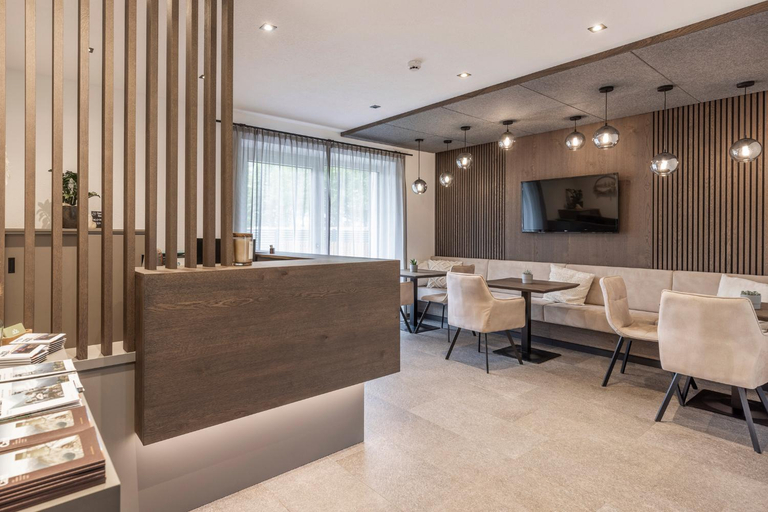 Public Area 2, Vizensn Living, Imst