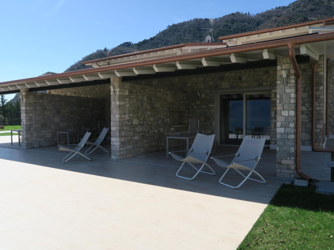 Exterior & Views 1, Oasi Da Vinci Apartments Lake Garda View, Brescia