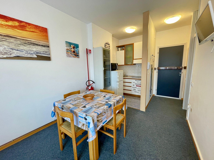Others 4, Studio with terrace for 4 people - swimming pool near the beach, Venezia