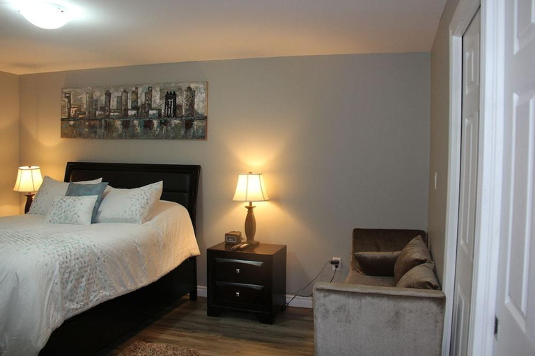 Others 4, Serendib Bed and Breakfast, Queens