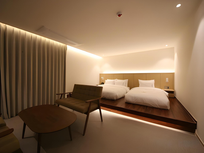 Bedroom 2, H Avenue Hotel Jeonju Deokjin, Jeonju